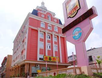Super 8 Hotel Wuhan Yangtze River Qingshan Екстер'єр фото